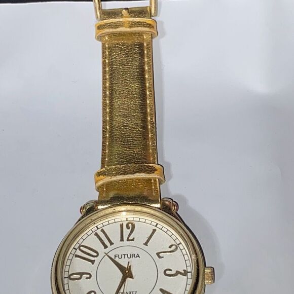 Futura Women's Gold Tone Floating Rhinestone Leather Band Quartz Watch OS - Picture 2 of 13